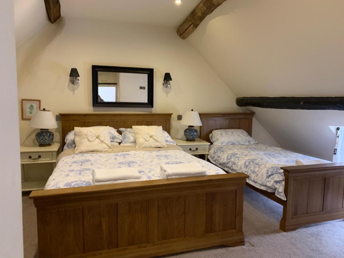 Cotswold Cottage Guesthouse Stow-on-the-Wold Exterior photo